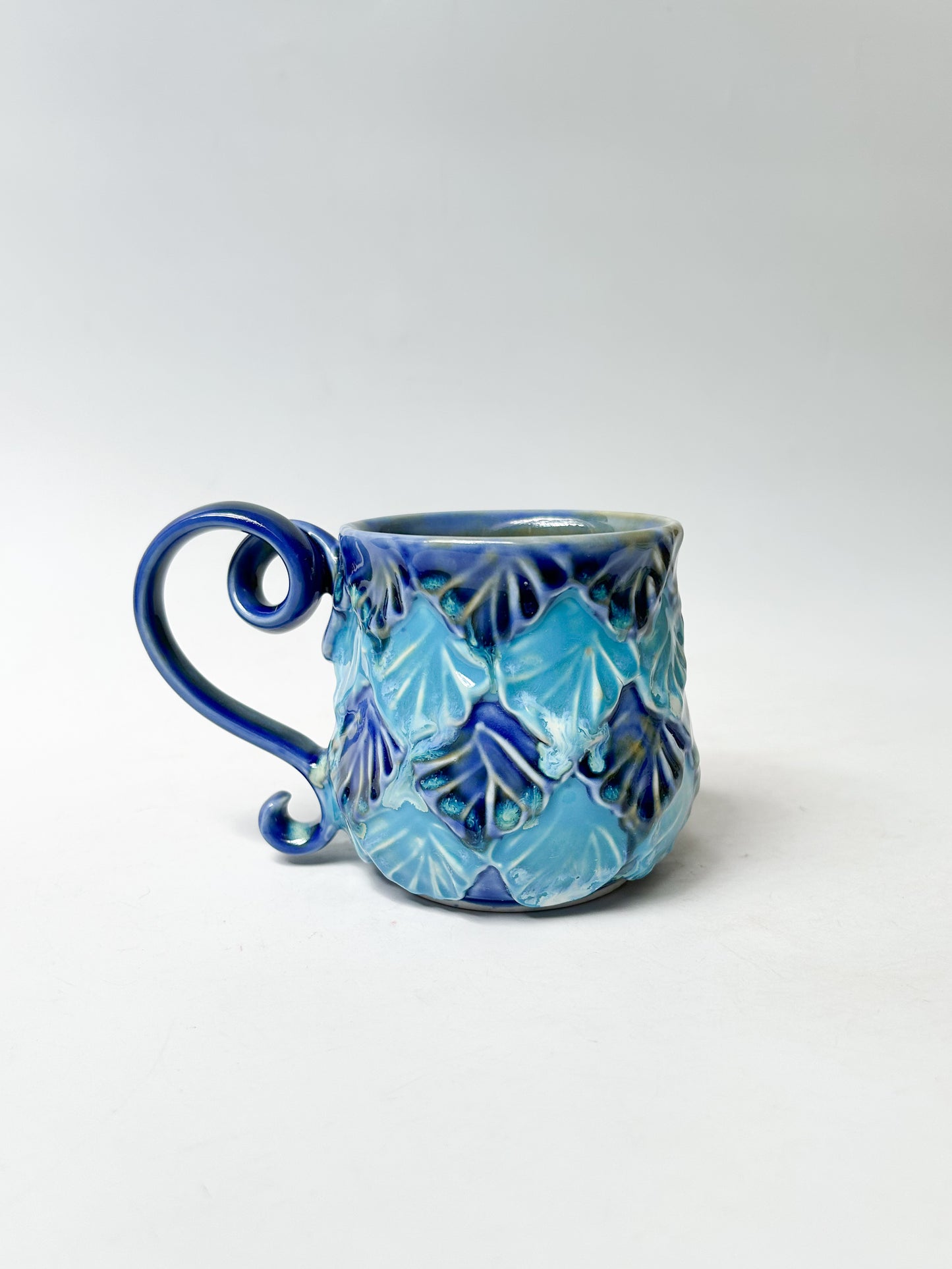 Blue Tides Mug π