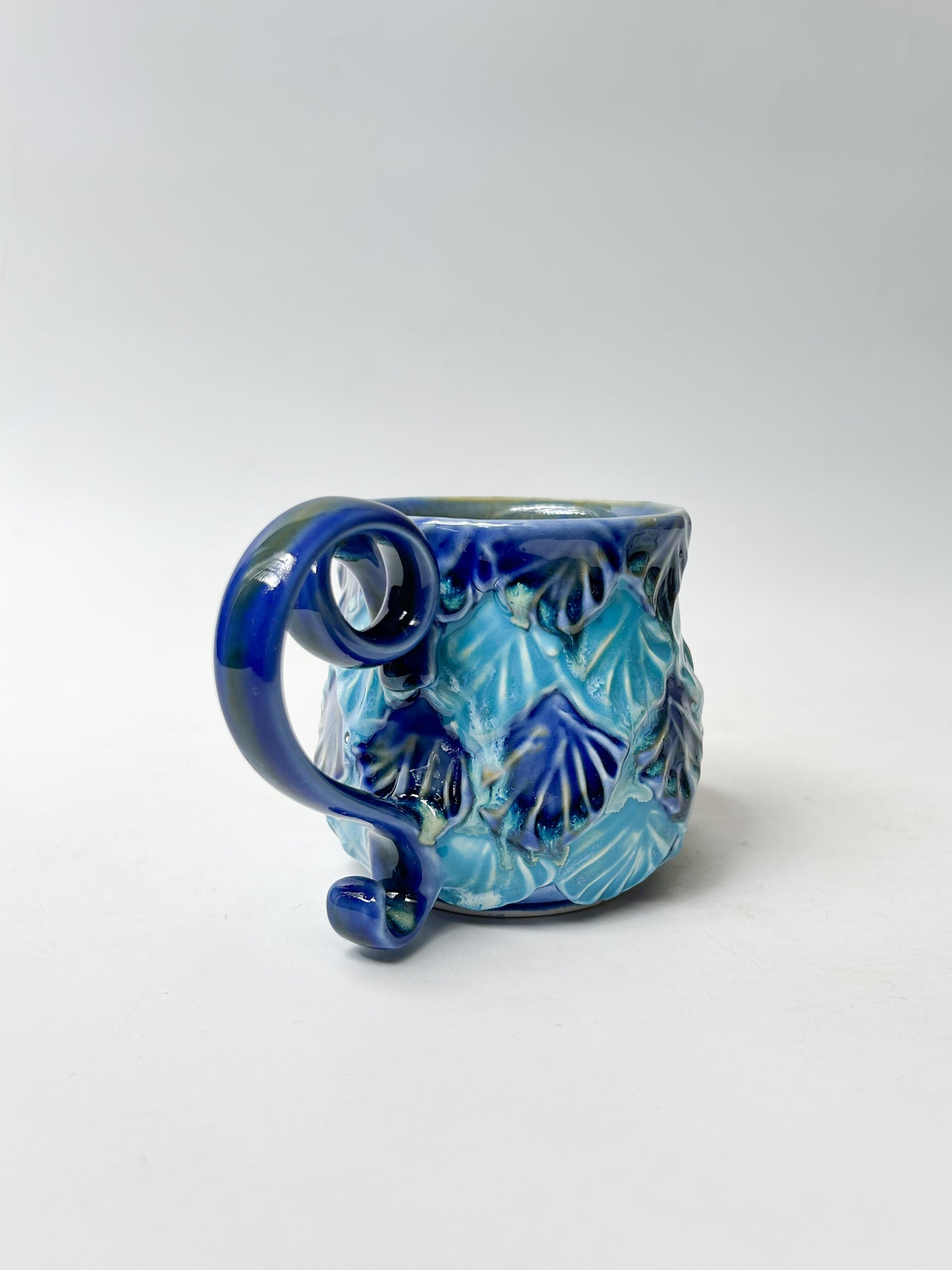 Blue Tides Mug π